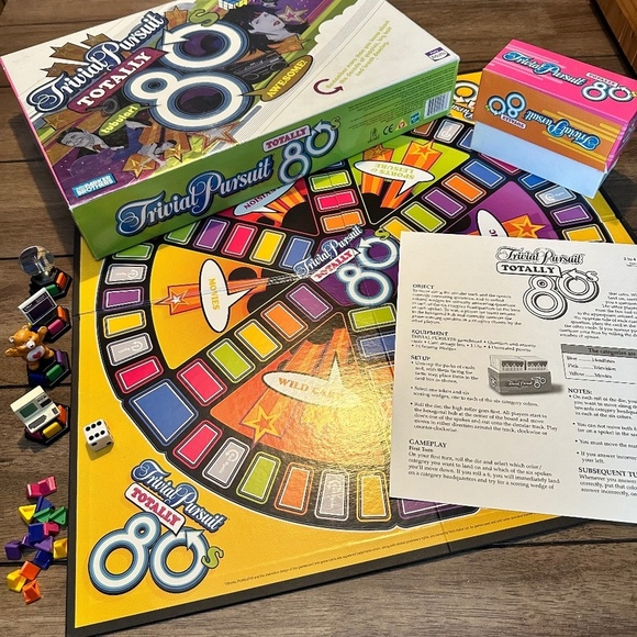 Trivial Pursuit Totally 80s Edition (Complete) Excellent Condition - Picture 1 of 6